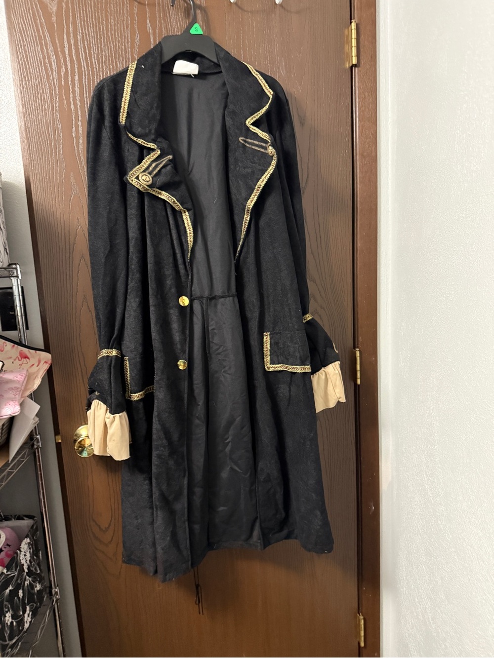 Men’s pirate costume with accessories size XL